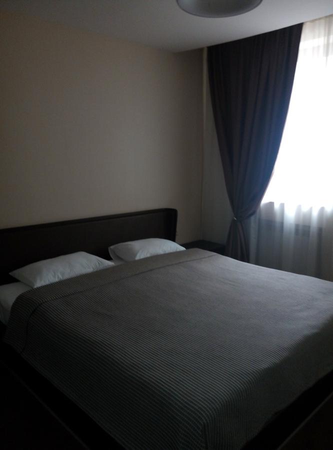 All Seasons Hotel On Freedom Square Tbilisi Exterior photo